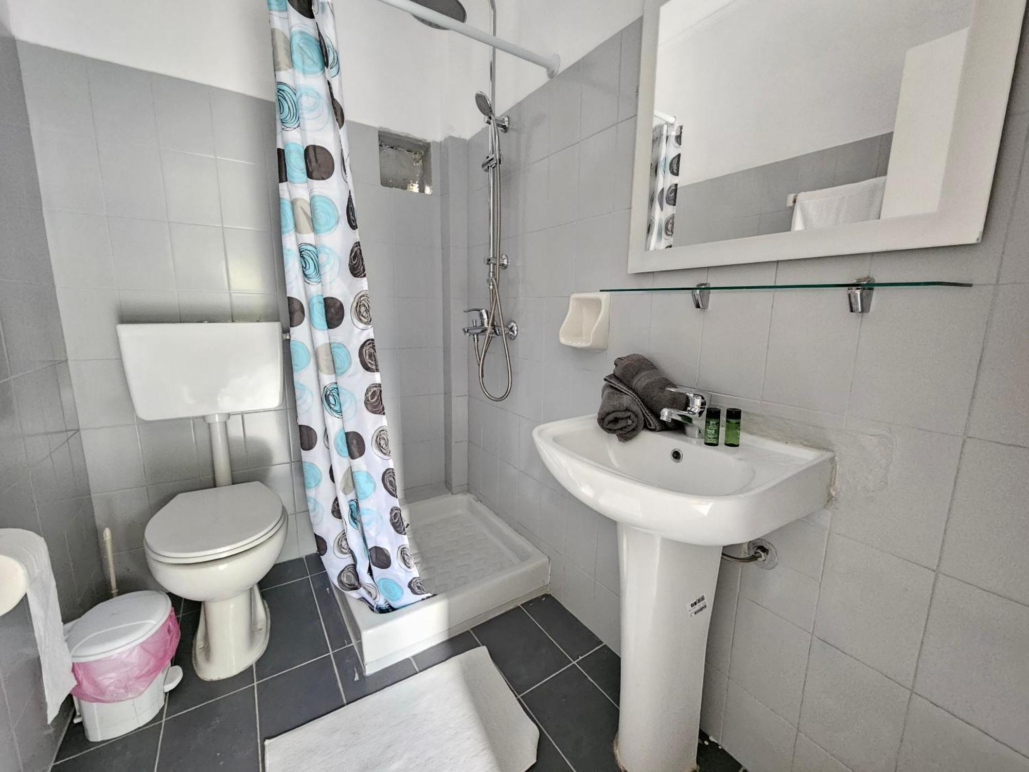 Lora Studios Ypsos Extérieur photo